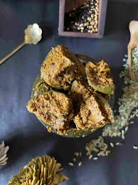 4 CORNER AAM ACHAR 380 GM